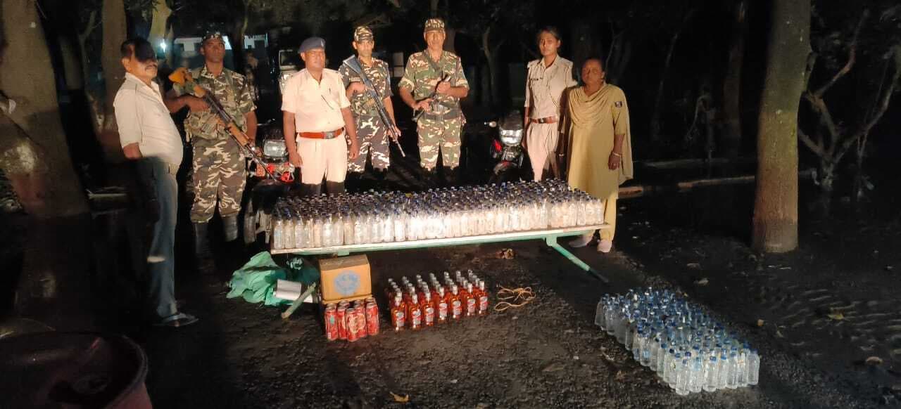 661 बोतल शराब के साथ दो बाइक जब्त