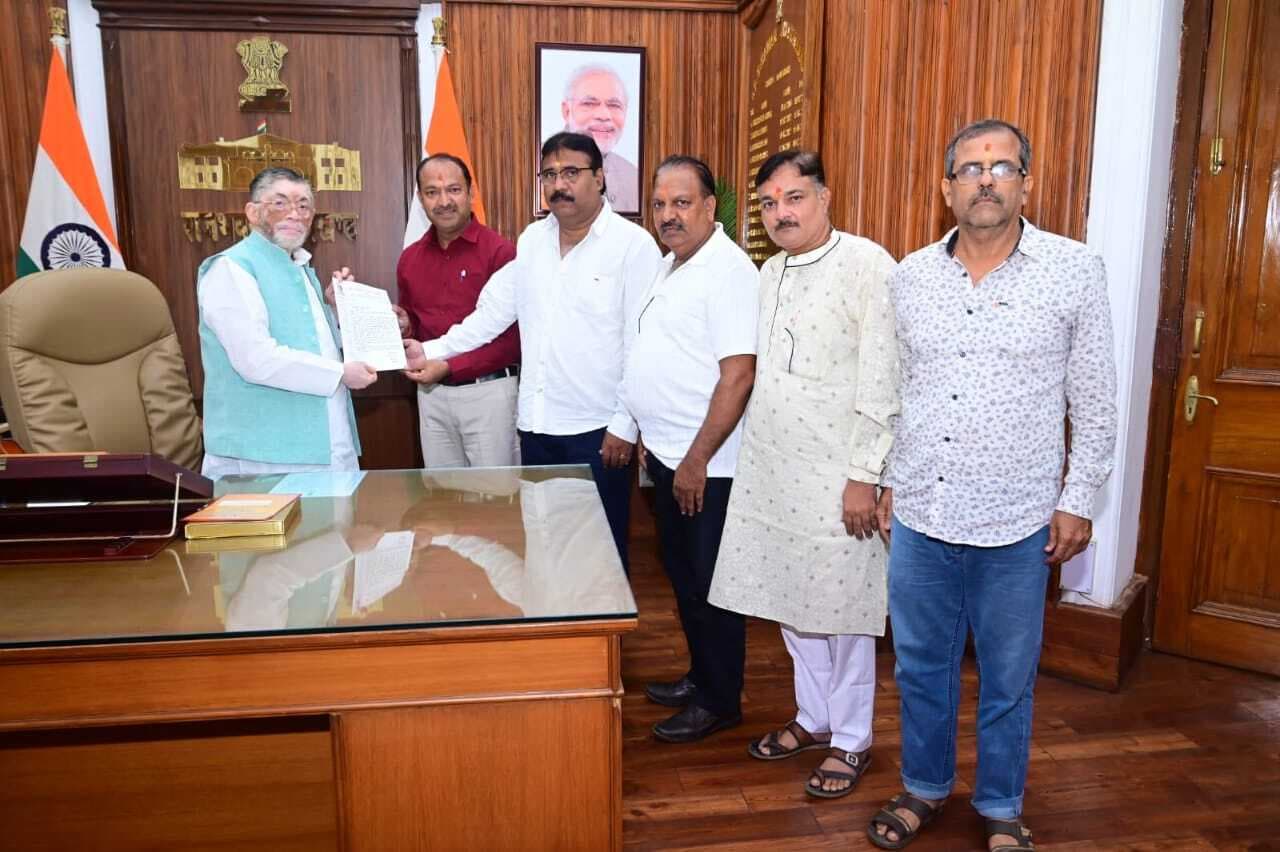 Seraikela Kharsawan News : श्याम महोत्सव के लिए राज्यपाल को दिया निमंत्रण