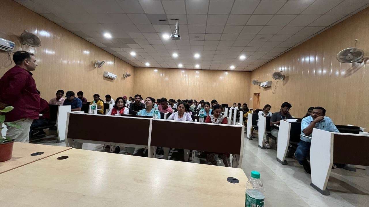 Motihari: एमएस कॉलेज में आत्महत्या राेकथाम विषय पर हुई संगोष्ठी