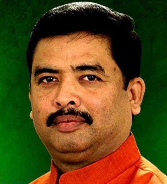 कल तक जो साथ-साथ चल रहे थे, आज आमने-सामने होने को आतुर