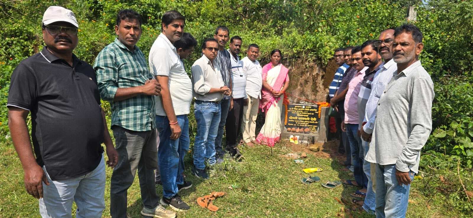 छठ घाट का किया शिलान्यास