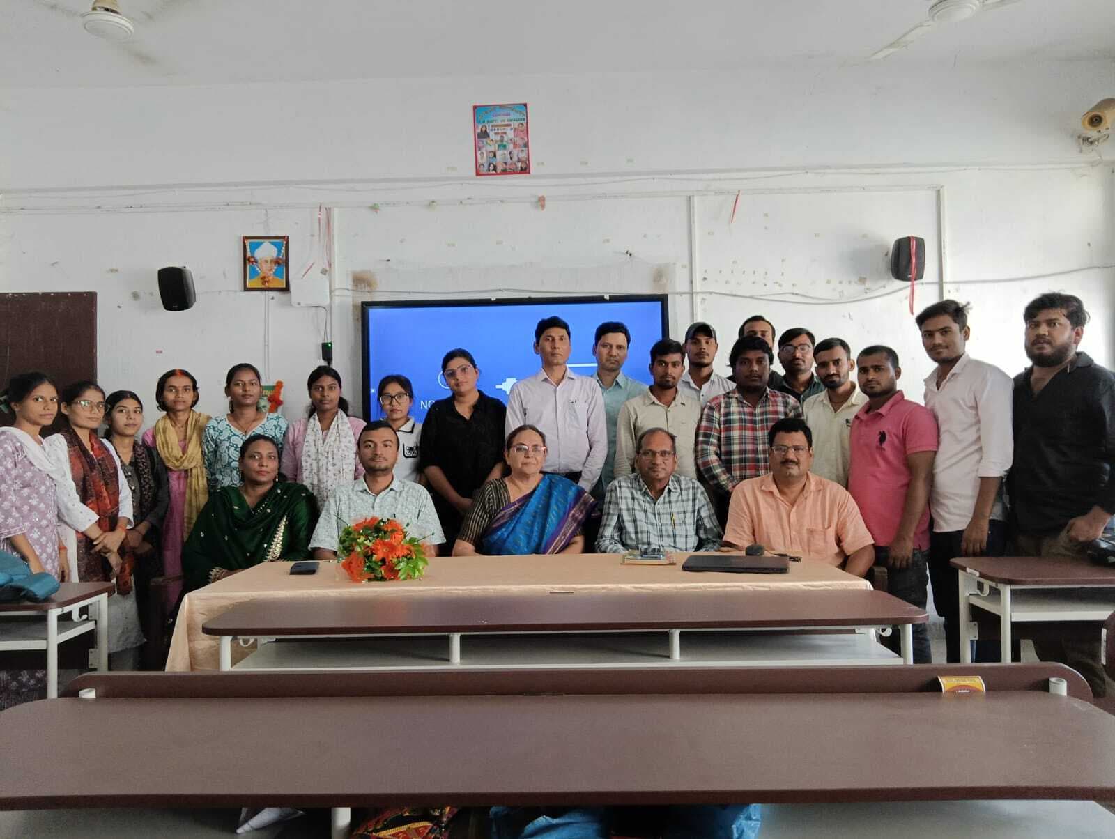 एमयू के अंग्रेजी विभाग में याद किये गये आरके नारायण