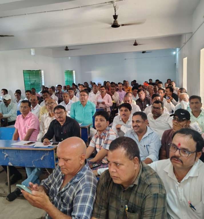 शिक्षक स्कूल अंतर्गत टोला टैगिंग करें : बीइइओ