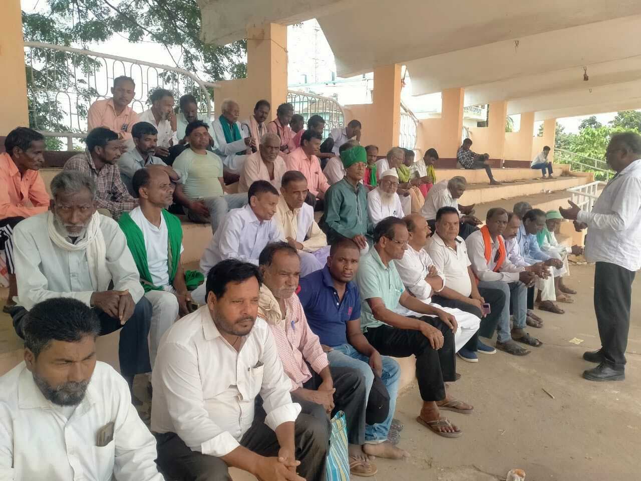 ग्राम प्रधानों में मासिक सम्मान राशि का जल्द हो भुगतान : संघ