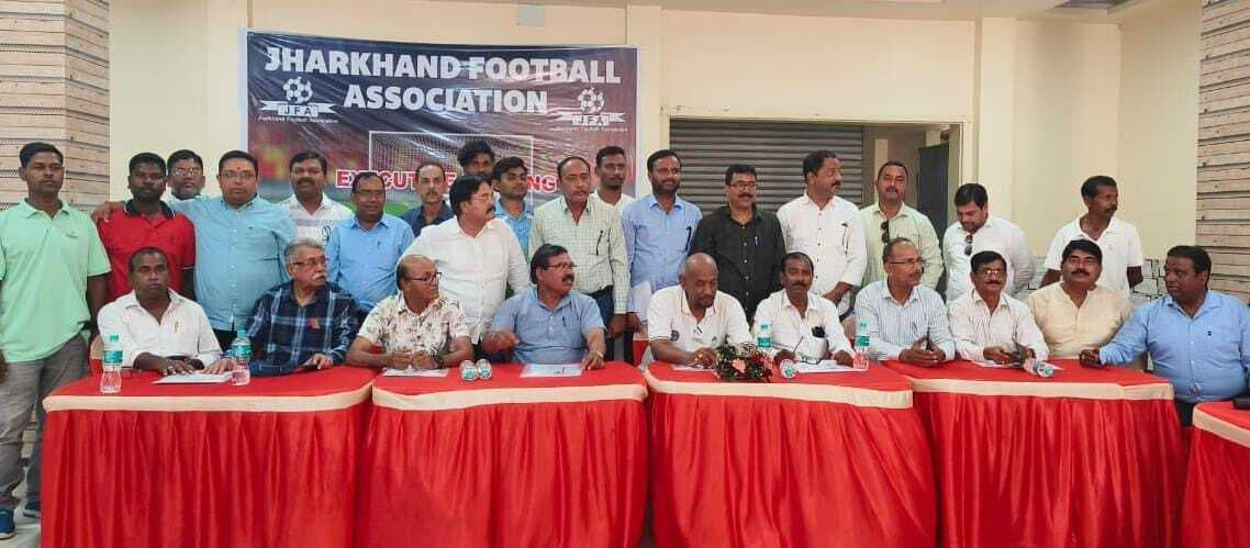 फुटबॉल खिलाड़ियों को सीआरएस कराना अनिवार्य : विद्रोह मित्रा