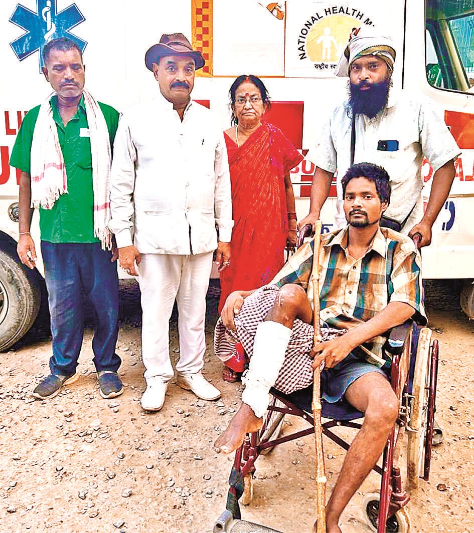 Bhojpur News : मानवता की मिसाल : लावारिस घायल को दी नयी जिंदगी