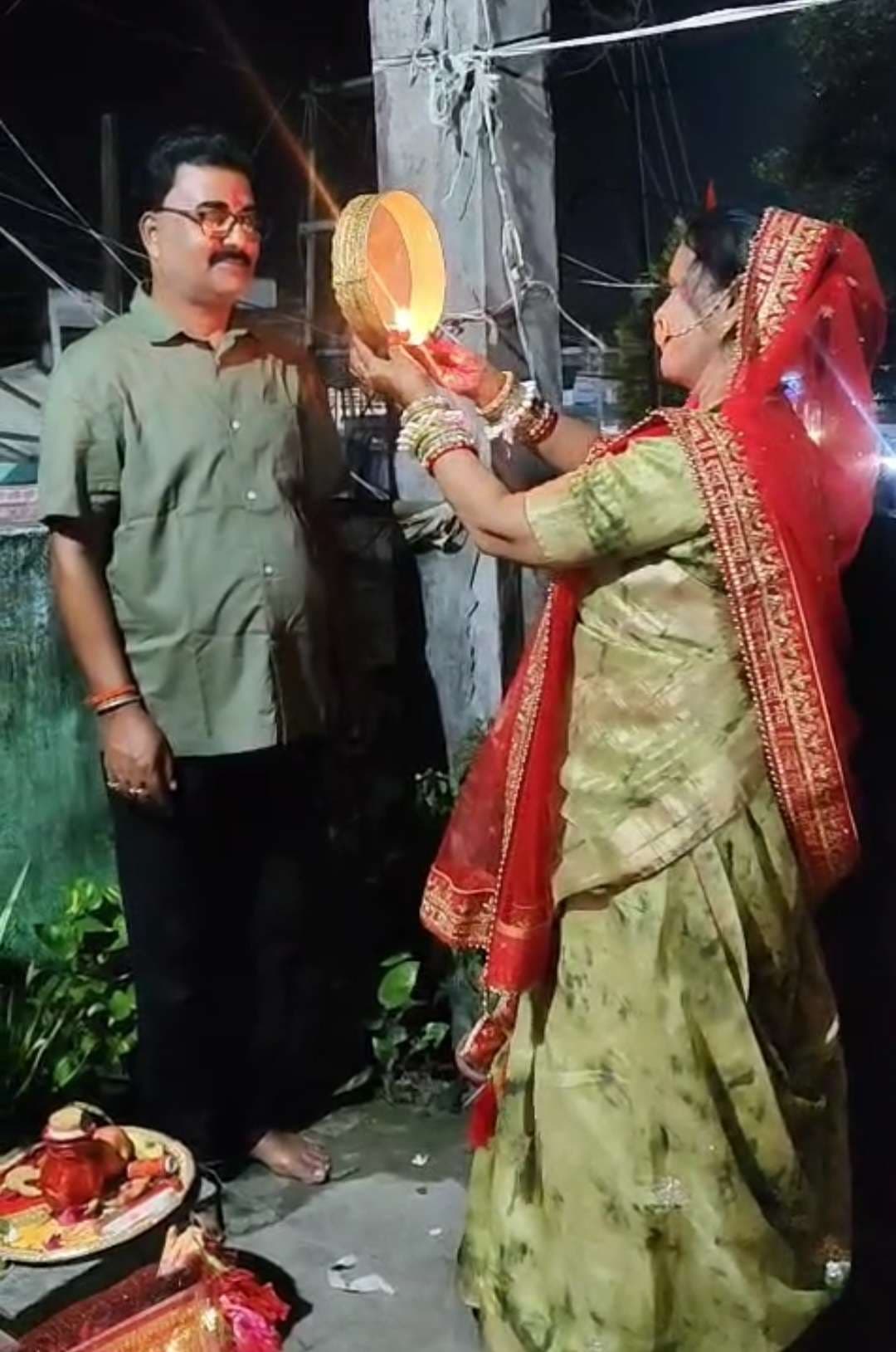 आस्था व उल्लास के साथ मनाया गया करवाचौथ व्रत