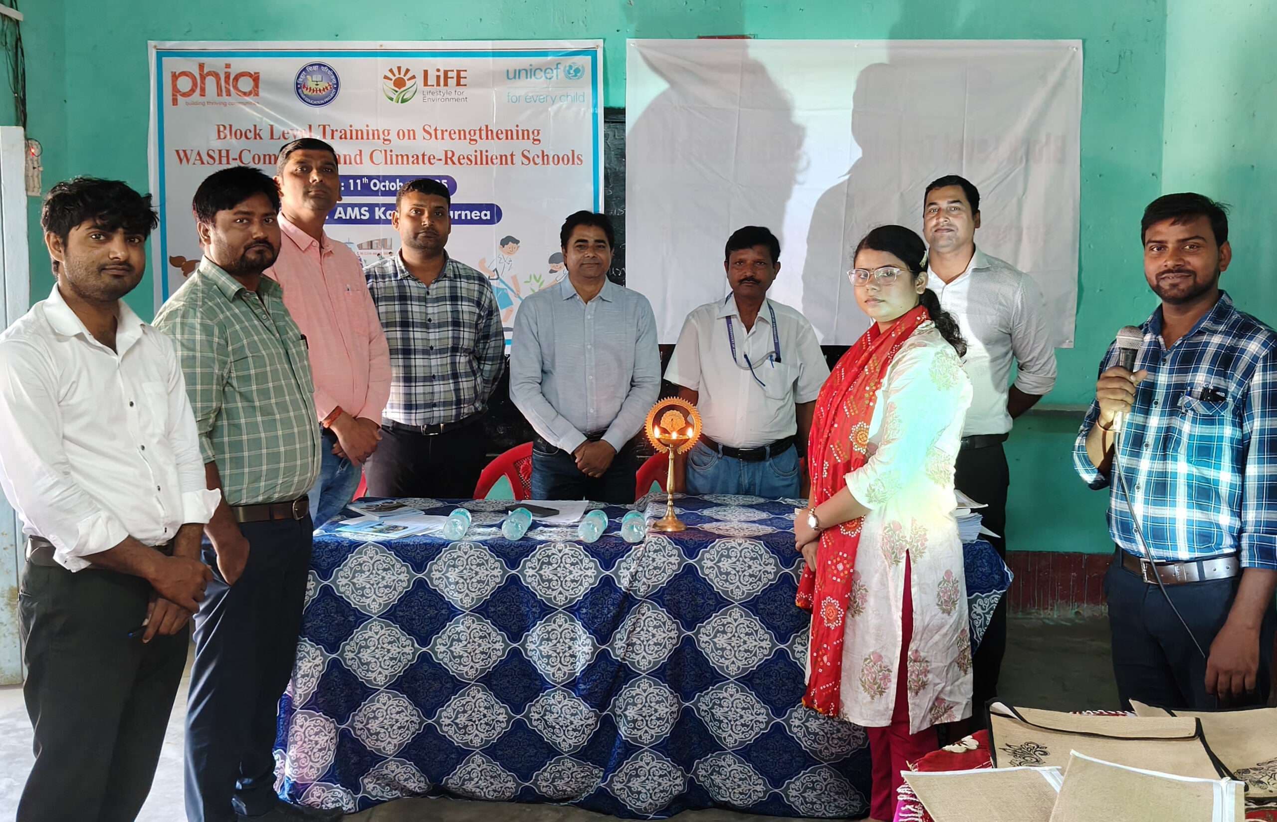 विद्यालय स्वच्छता व जलवायु अनुकूल विद्यालय पर प्रशिक्षण