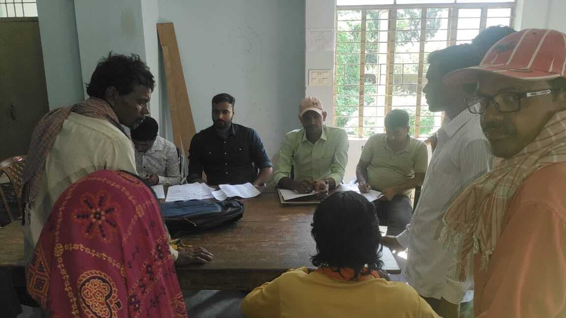 जनता दरबार में दो मामलों का किया गया निष्पादन