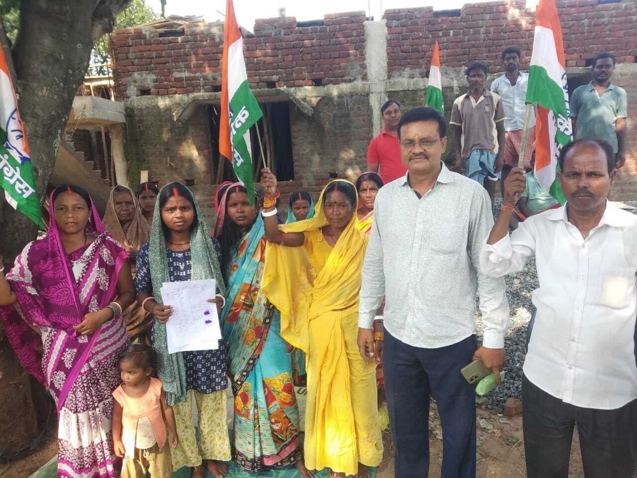 कांग्रेस ने चलाया हस्ताक्षर अभियान