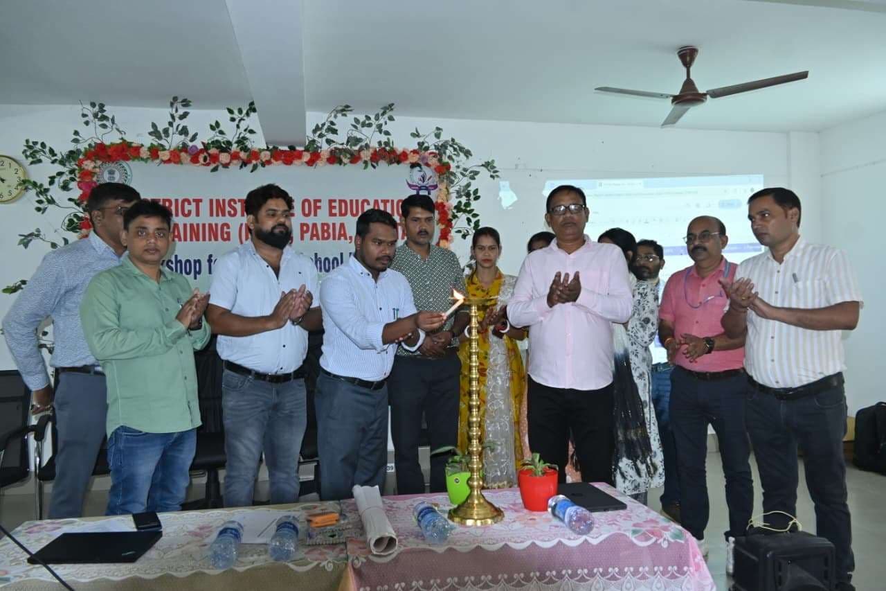 विद्यालय की प्रगति सकारात्मक सोच से ही संभव : एसडीइओ