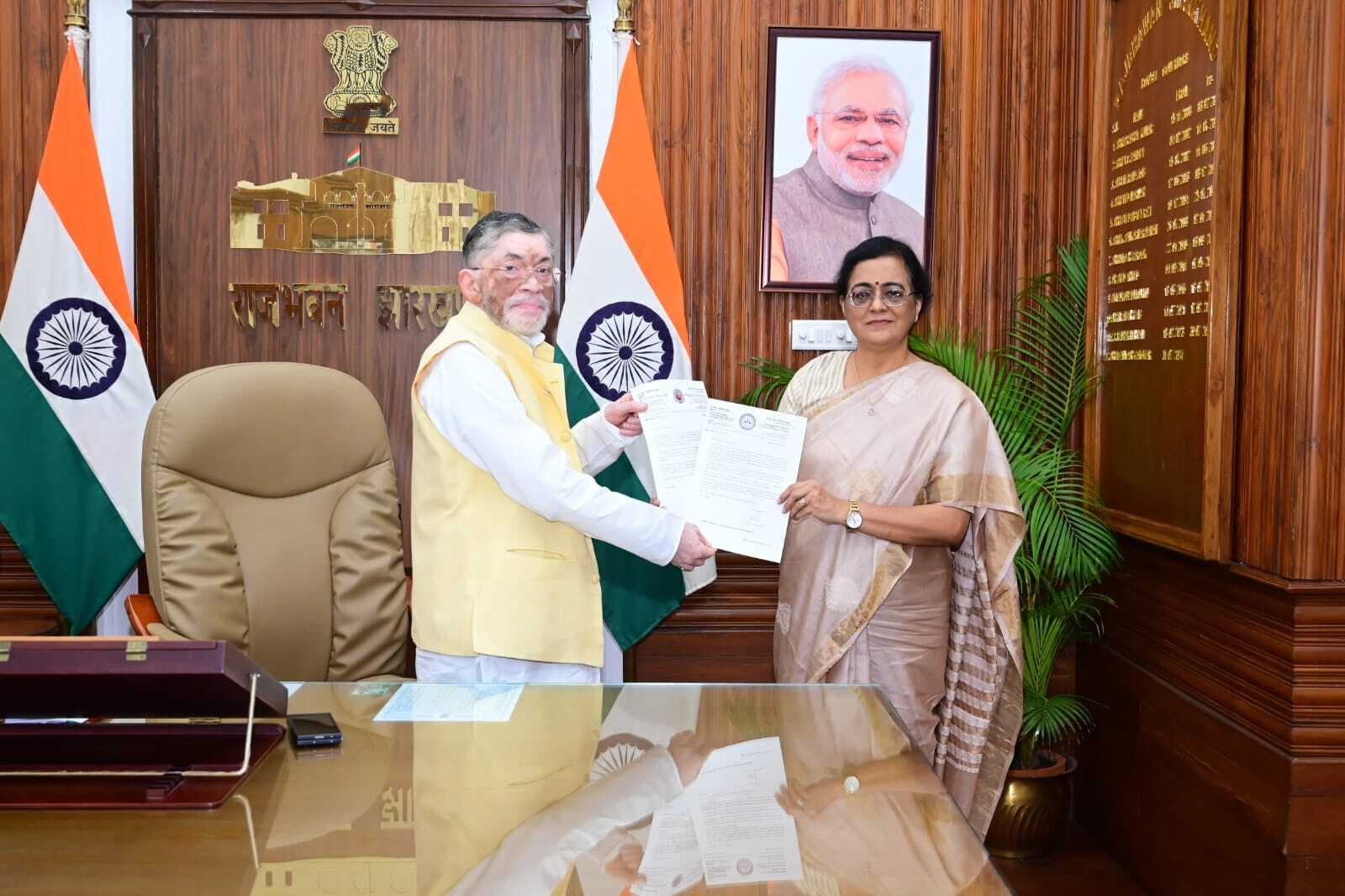 Chaibasa News : राज्यपाल होंगे दीक्षांत समारोह के मुख्य अतिथि, वीसी ने आमंत्रण दिया