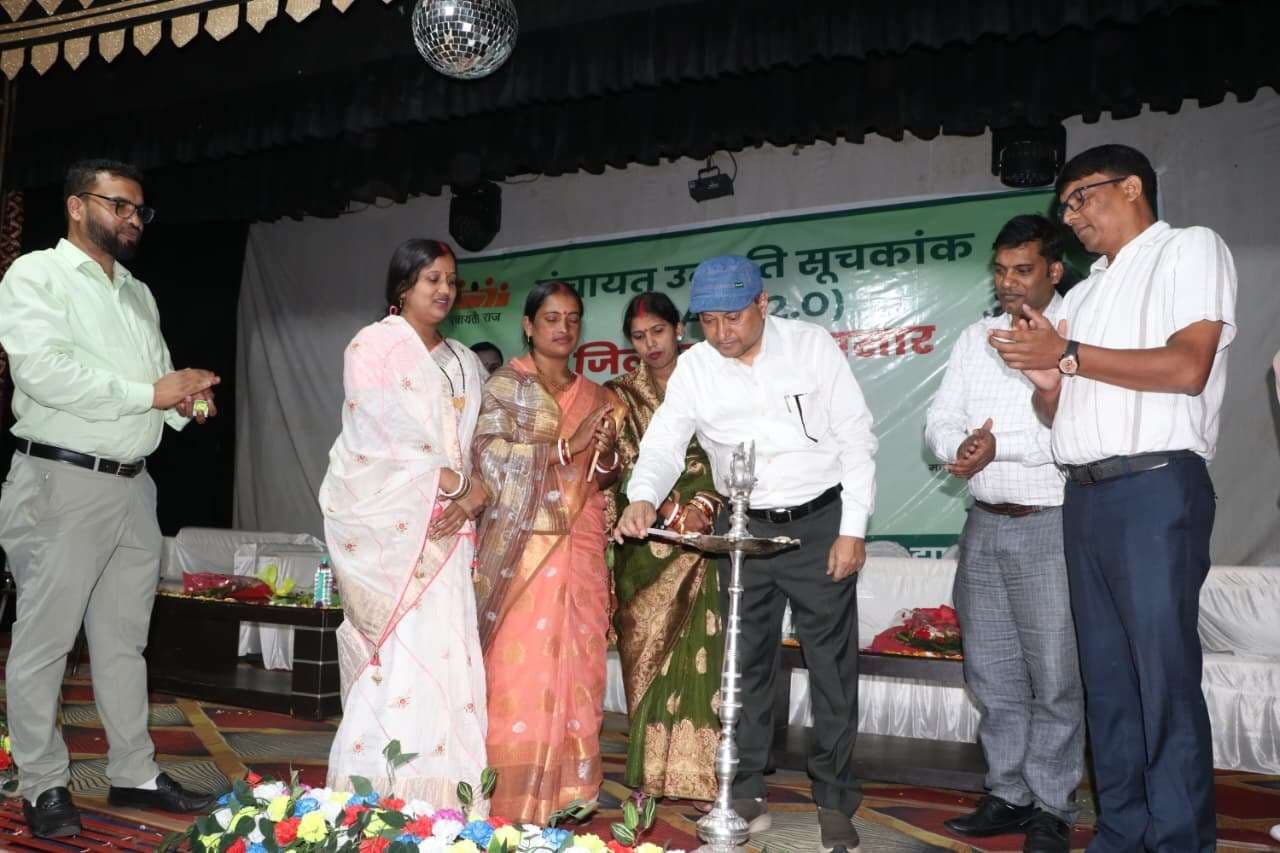 Dhanbad News: केरल व गुजरात की तरह ग्राम पंचायत में व्यवस्था करें सुदृढ़ : जिप अध्यक्ष