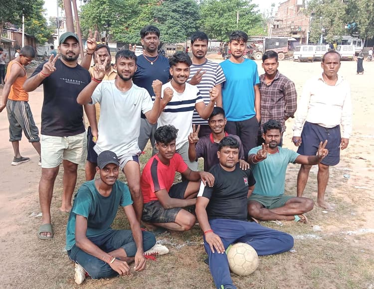 फ्रेंडली फुटबॉल मैच में दुर्गापुर 2-1 से पराजित