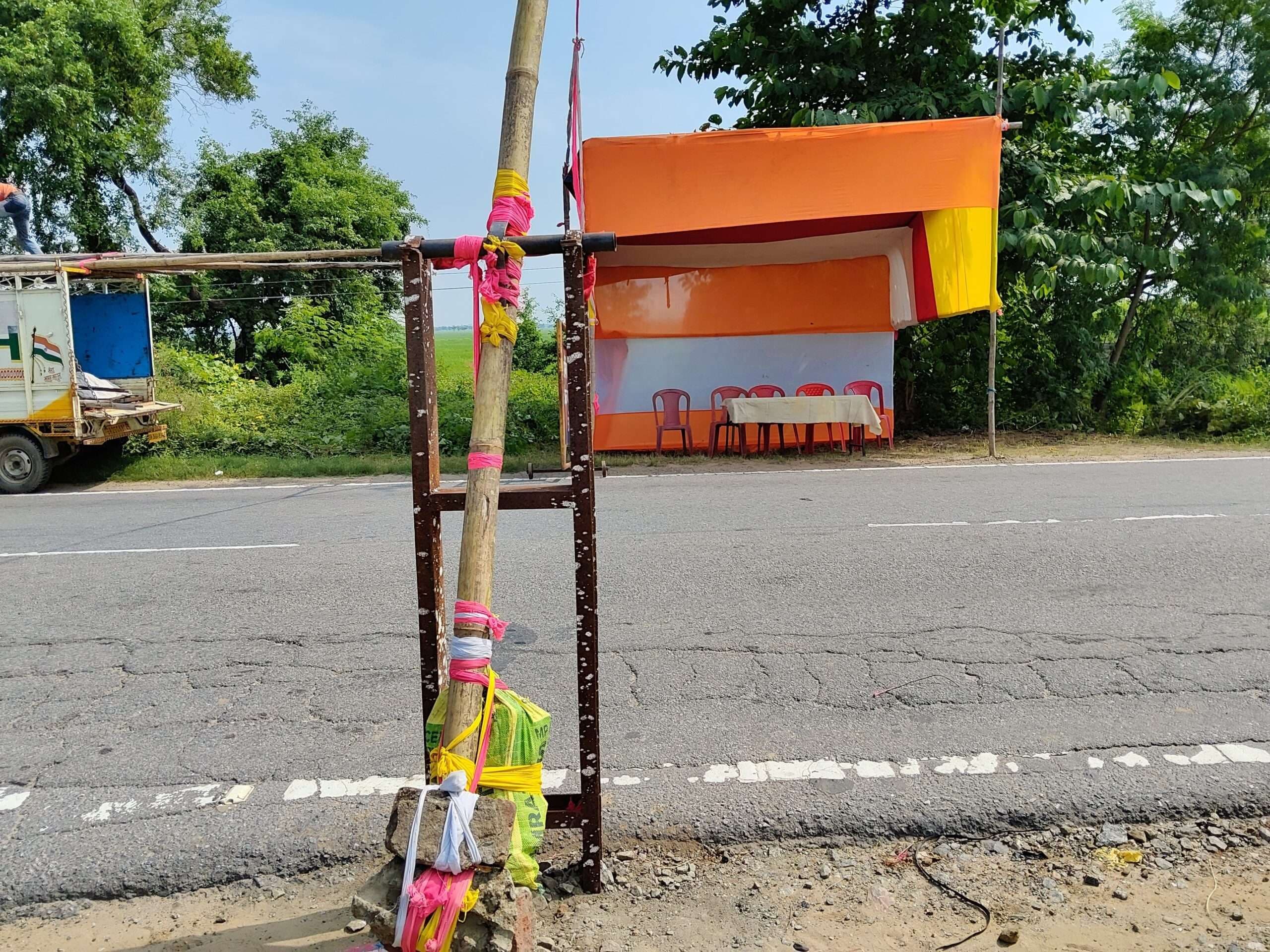 दाउदनगर की सीमा पर बनाये गये तीन चेकिंग प्वाइंट