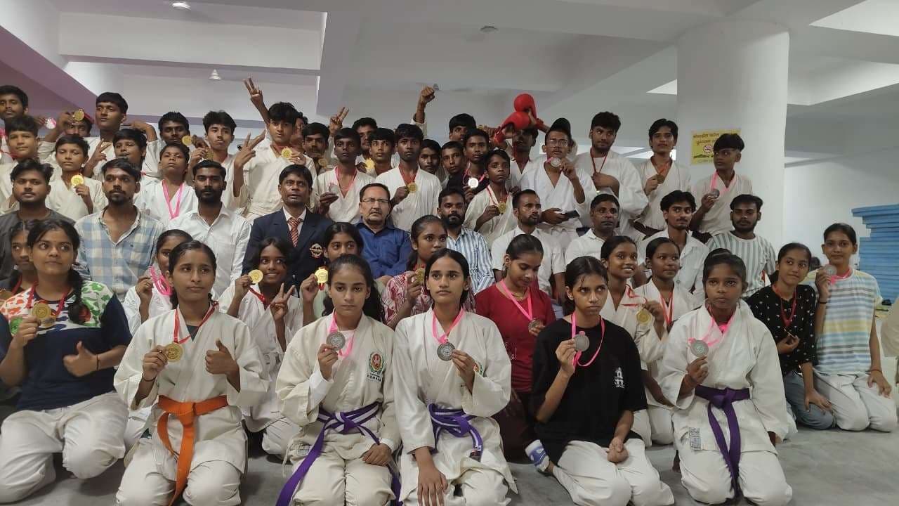 मार्शल आर्ट के खिलाड़ी प्रमंडल स्तरीय प्रतियोगिता के चयनित