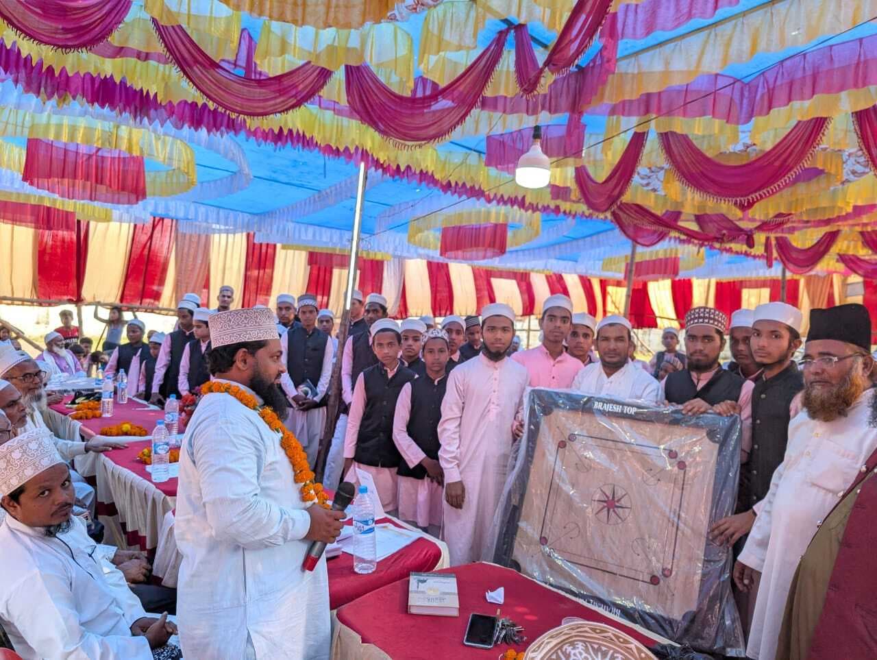 एक रोटी कम खायें, मगर बच्चों को शिक्षित जरूर करें