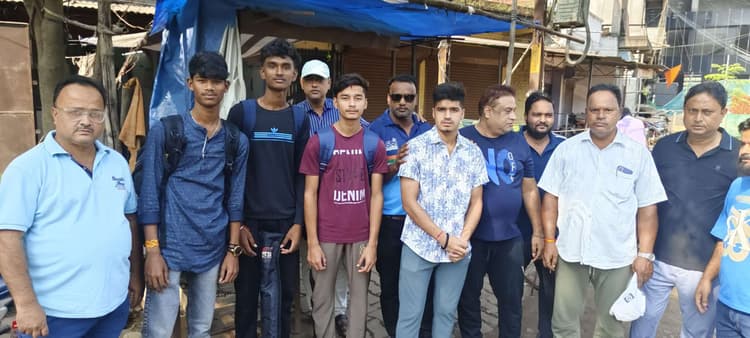 Chaibasa News : टेनिस बॉल क्रिकेट चैंपियनशिप में भाग लेगी झारखंड की 16 सदस्यीय टीम