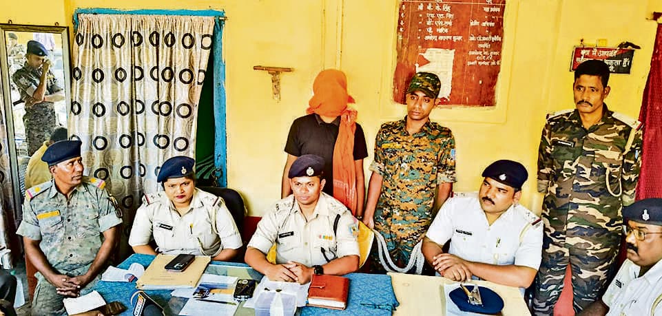 Dhanbad News: आउटसोर्सिंग कंपनी के एवीपी पर फायरिंग का मास्टरमाइंड गिरफ्तार