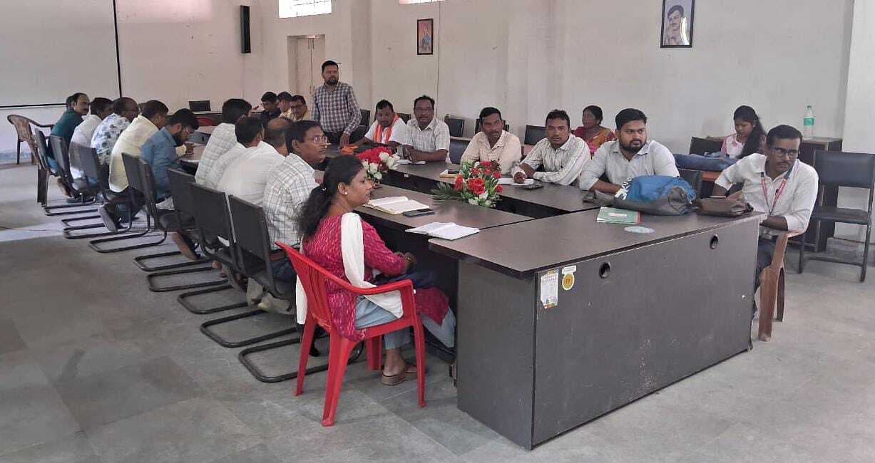 मैट्रिक व इंटर के परिणाम में सुधार पर चर्चा