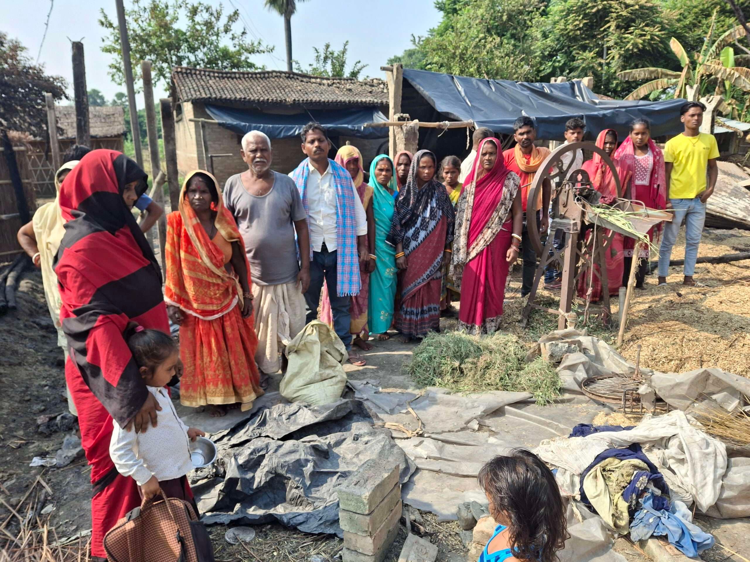 Samastipur News:घटना के 48 घंटे बाद भी नहीं मिली अग्निपीड़ितों को राहत