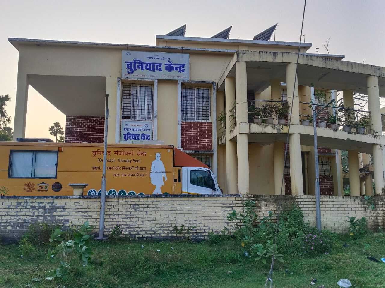 लगातार हो रही चोरी की घटना से लोगों की उड़ी नींद