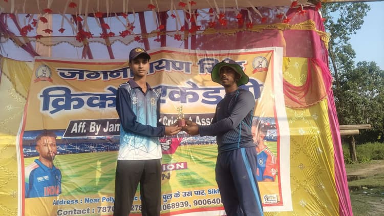 देवघर क्रिकेट क्लब ने लखीसराय को 129 रनों से दी करारी शिकस्त