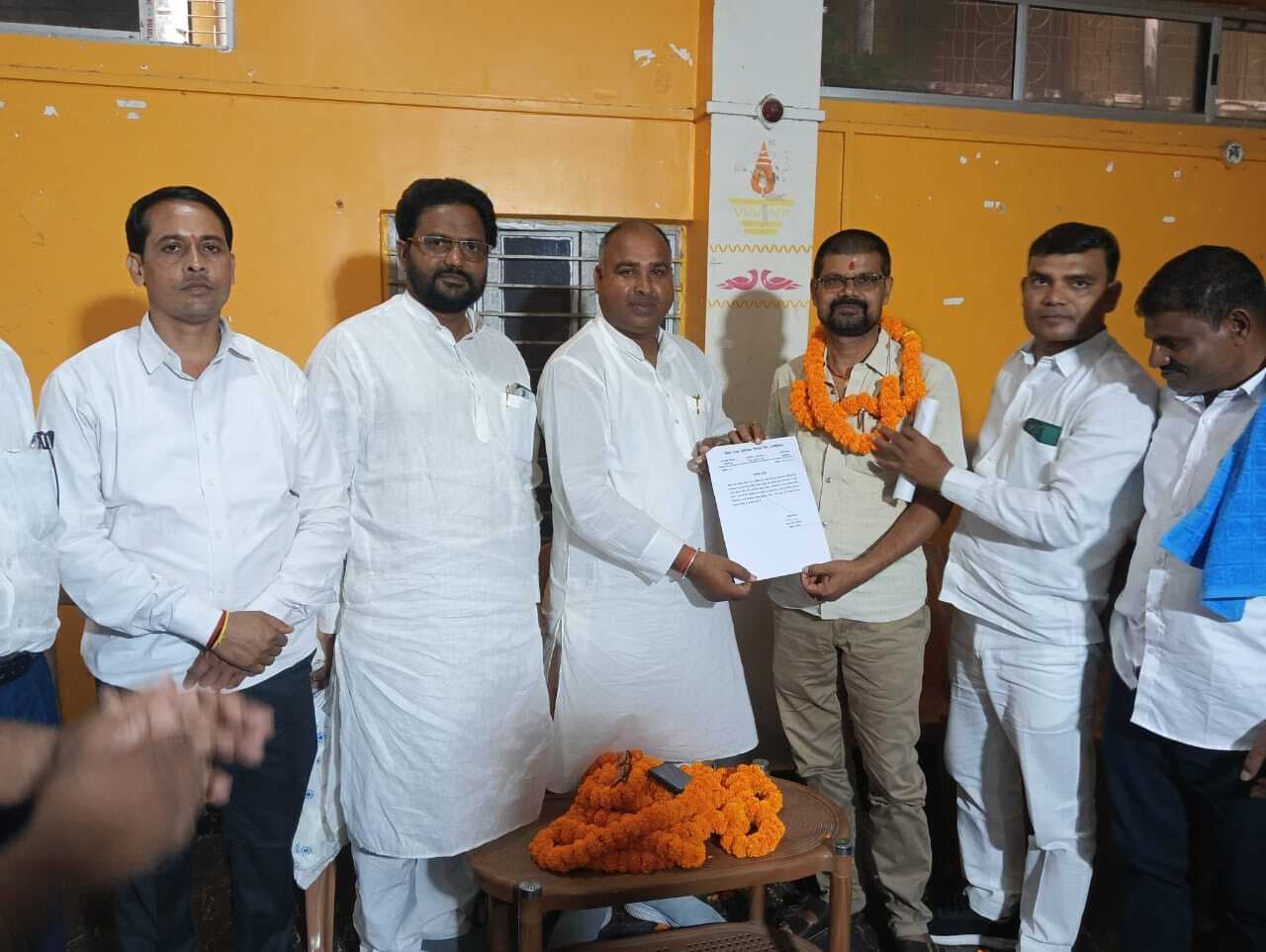 संदेश पटेल बने प्रारंभिक शिक्षक संघ के जिला प्रवक्ता, शिक्षकों ने दी बधाई