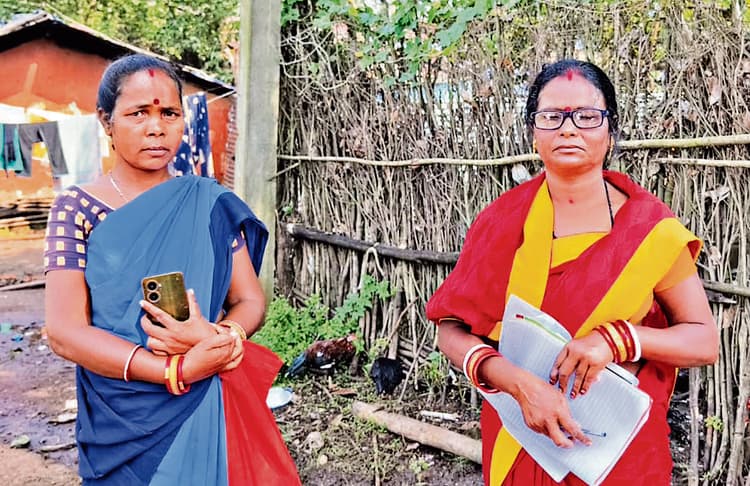 Rourkela News : अस्पताल में बच्चे को जन्म दिया, 12 दिन बाद अकेले लौटी महिला