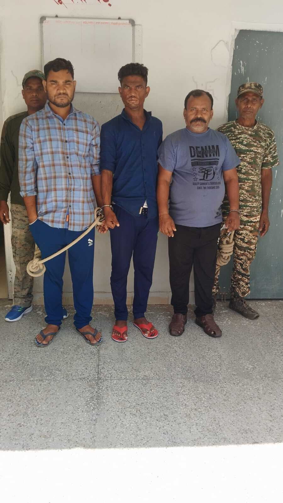 Giridih News :जमीन विवाद में हत्या के तीन आरोपी गिरफ्तार, 13 फरार