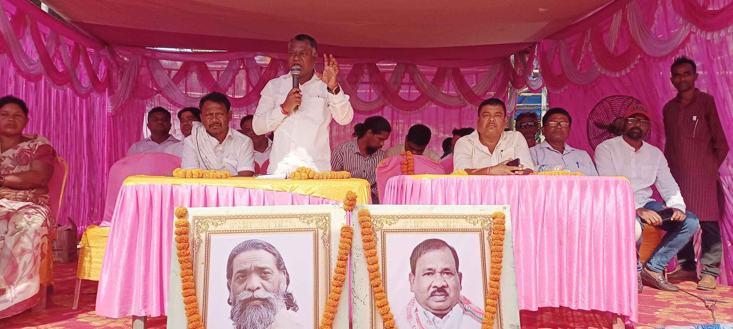 East Singhbhum News : चुनाव जीतकर बाबा रामदास को श्रद्धांजलि दें कार्यकर्ता : सोमेश