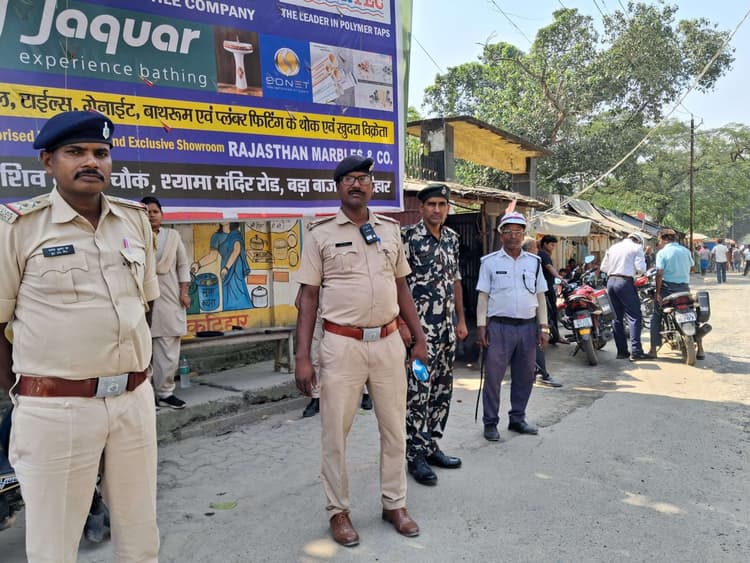 नामांकन के दूसरे दिन कटिहार से निर्दलीय ने दाखिल किया पर्चा