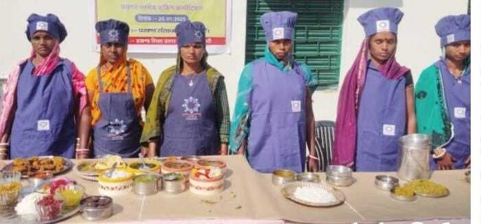 करौं : मध्याह्न भोजन योजना में कार्यरत रसोइयों के लिए हुई प्रतियोगिता