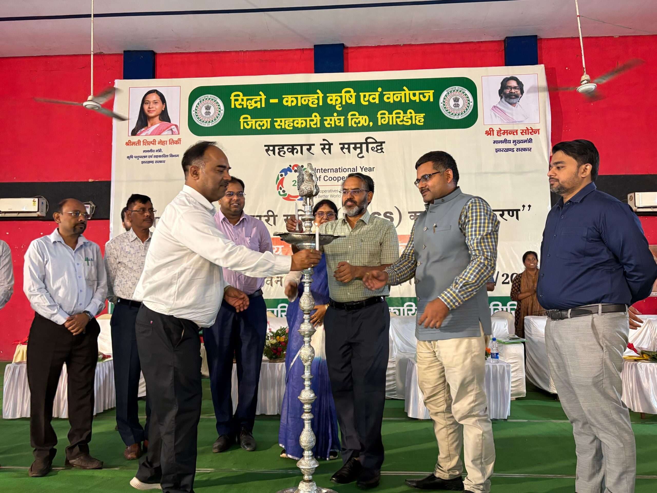 Giridih News: ग्रामीणों को अब वनोपज का मिलेगा मलिकाना हक : डीसी