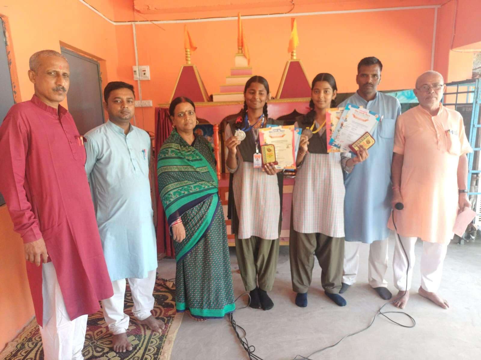 खेलकूद प्रतियोगिता में भैया-बहनों का शानदार प्रदर्शन