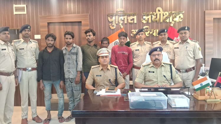 स्मैक, गांजा, शराब व पिस्टल के साथ पांच गिरफ्तार