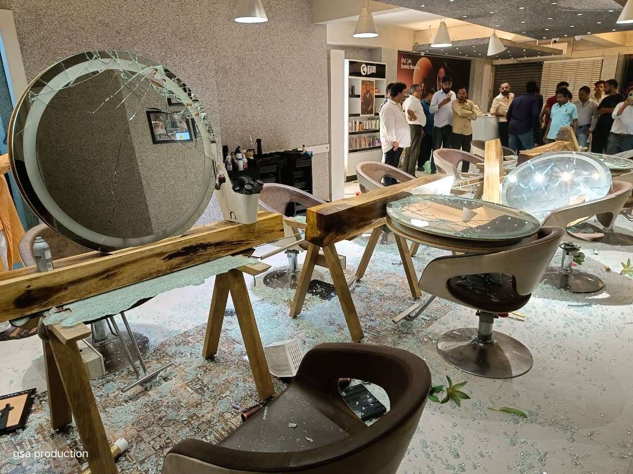 Jamshedpur News : मारपीट व तोड़फोड़ में बिष्टुपुर और साकची थाना में केस दर्ज