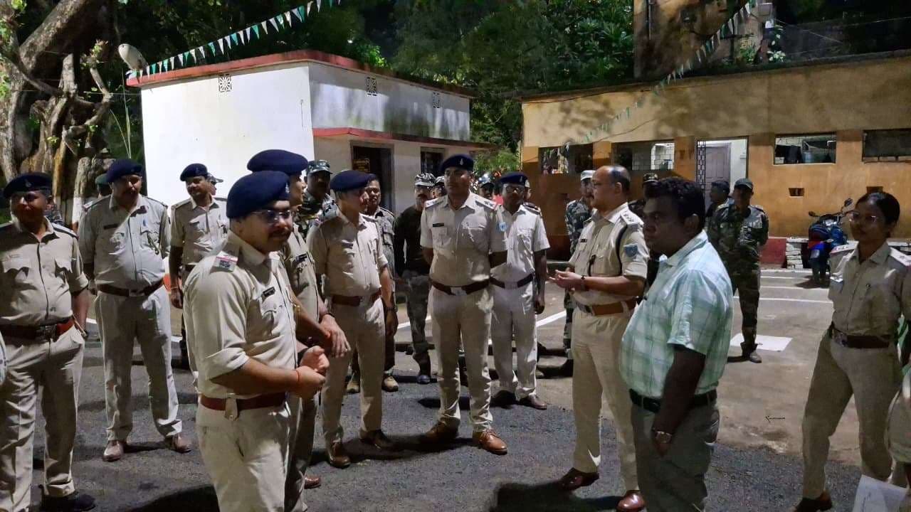 जिला जेल में प्रशासन की छापेमारी, नहीं मिला कोई आपत्तिजनक सामान