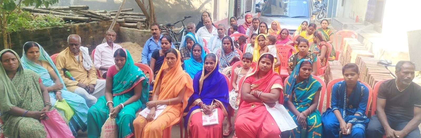 hajipur news. श्रम कोड के जरिये मजदूरों के अधिकार छीन रही सरकार : सुरेंद्र