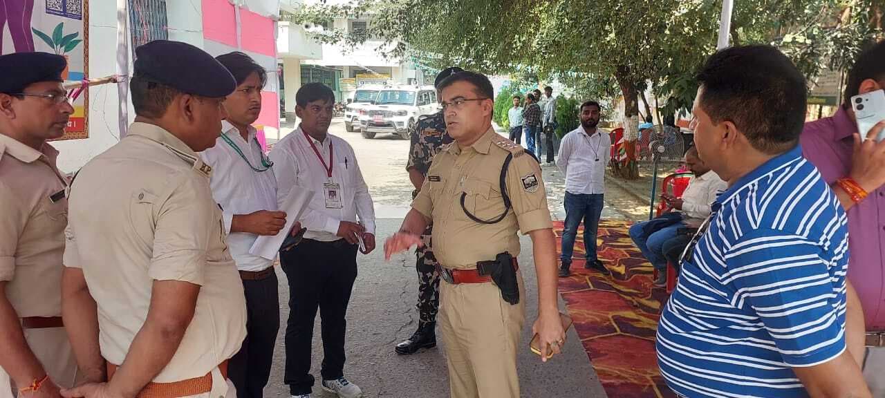 भाजपा प्रत्याशी सहित दो निर्दलीय प्रत्याशियों ने कराया नामांकन