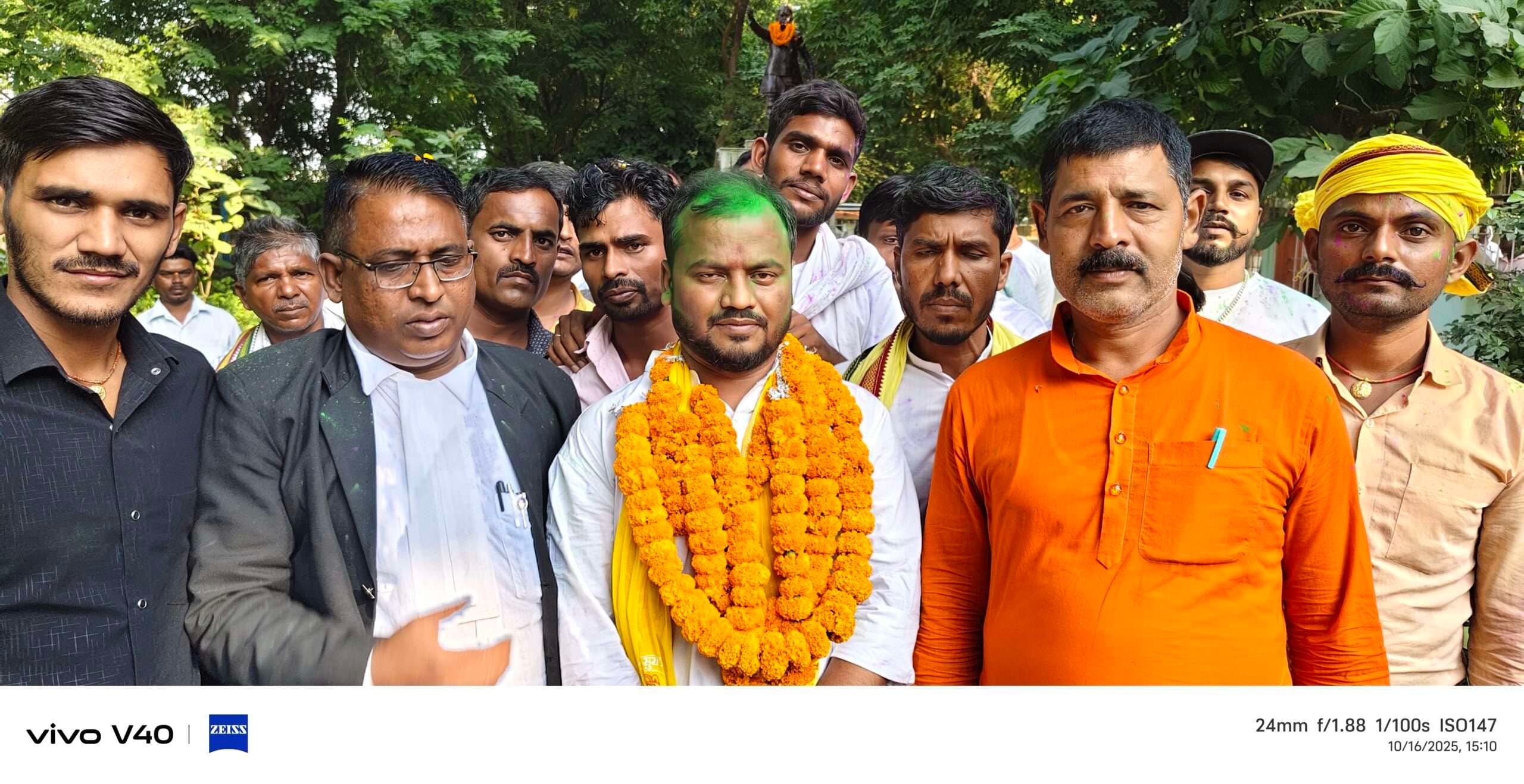 इमामगंज सीट से दो, शेरघाटी से एक उम्मीदवार ने किया नामांकन दाखिल