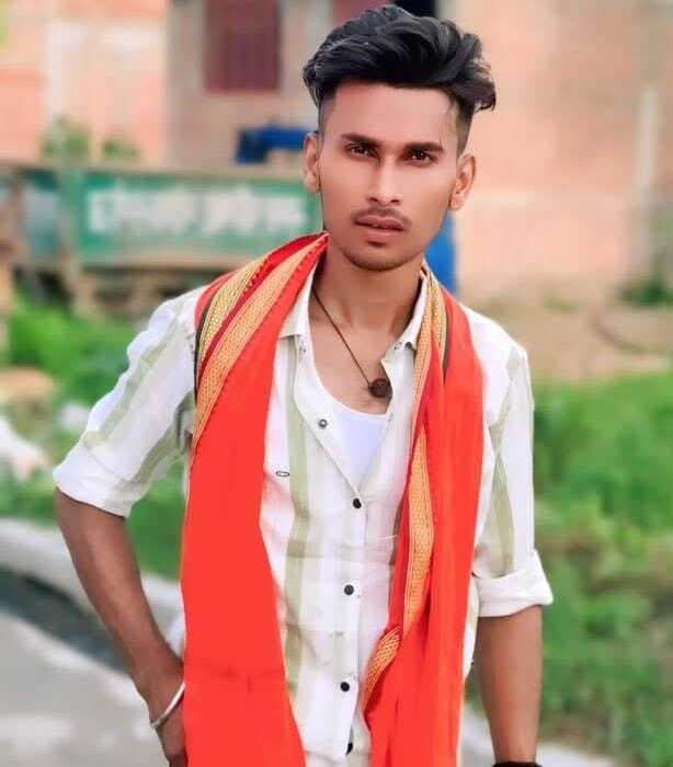 15 दिनों से लापता युवक की गला रेतकर हत्या, चंवर में मिला शव