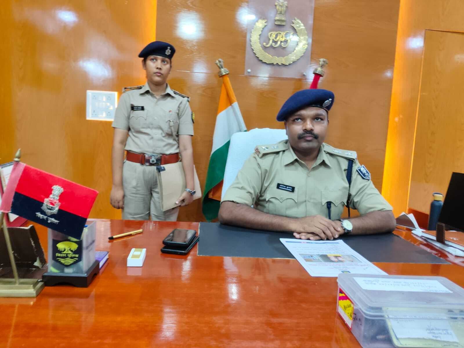 Madhubani News : गैंस एजेंसी डकैती मामले में फरार अपराधी देसी कट्टा के साथ गिरफ्तार