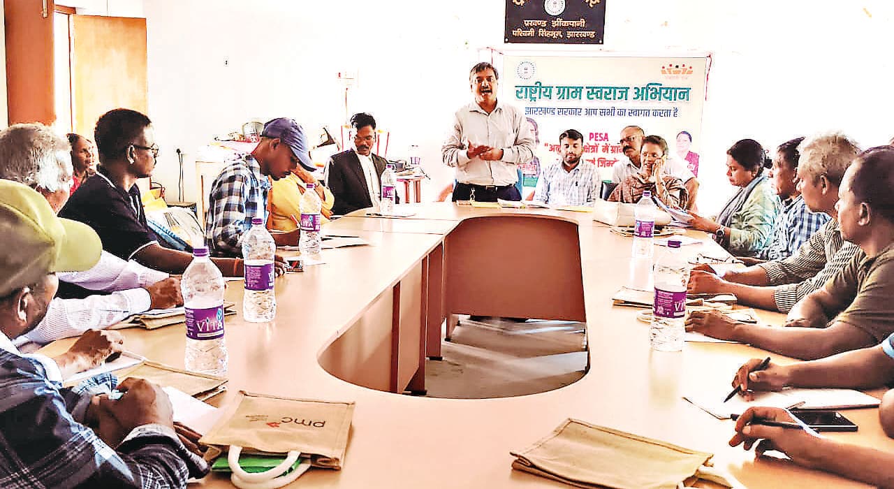 Chaibasa News : झींकपानी : शराब दुकानों में अधिक कीमत लेने की शिकायत