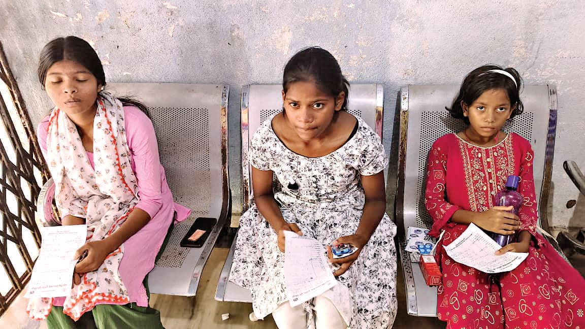 East Singhbhum News : कस्तूरबा स्कूल की चार छात्राएं मलेरिया से ग्रसित, इलाज शुरू