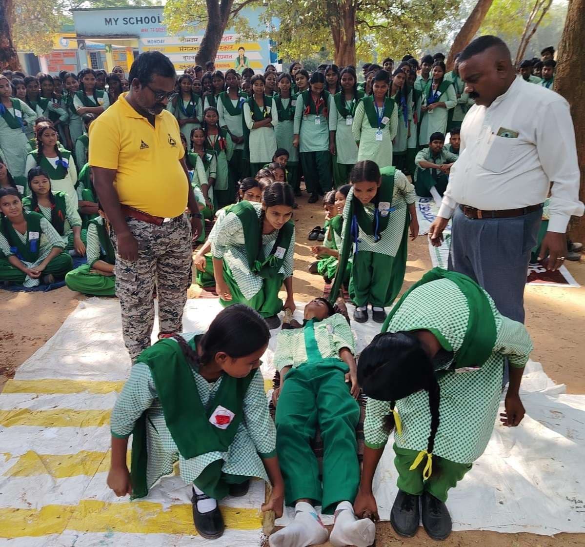 Bokaro news : नागरिक सुरक्षा को लेकर विद्यार्थियों को मिला प्रशिक्षण