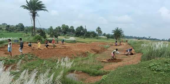 पोड़ैयाहाट में मनरेगा मजदूरों का ई-केवाईसी अनिवार्य