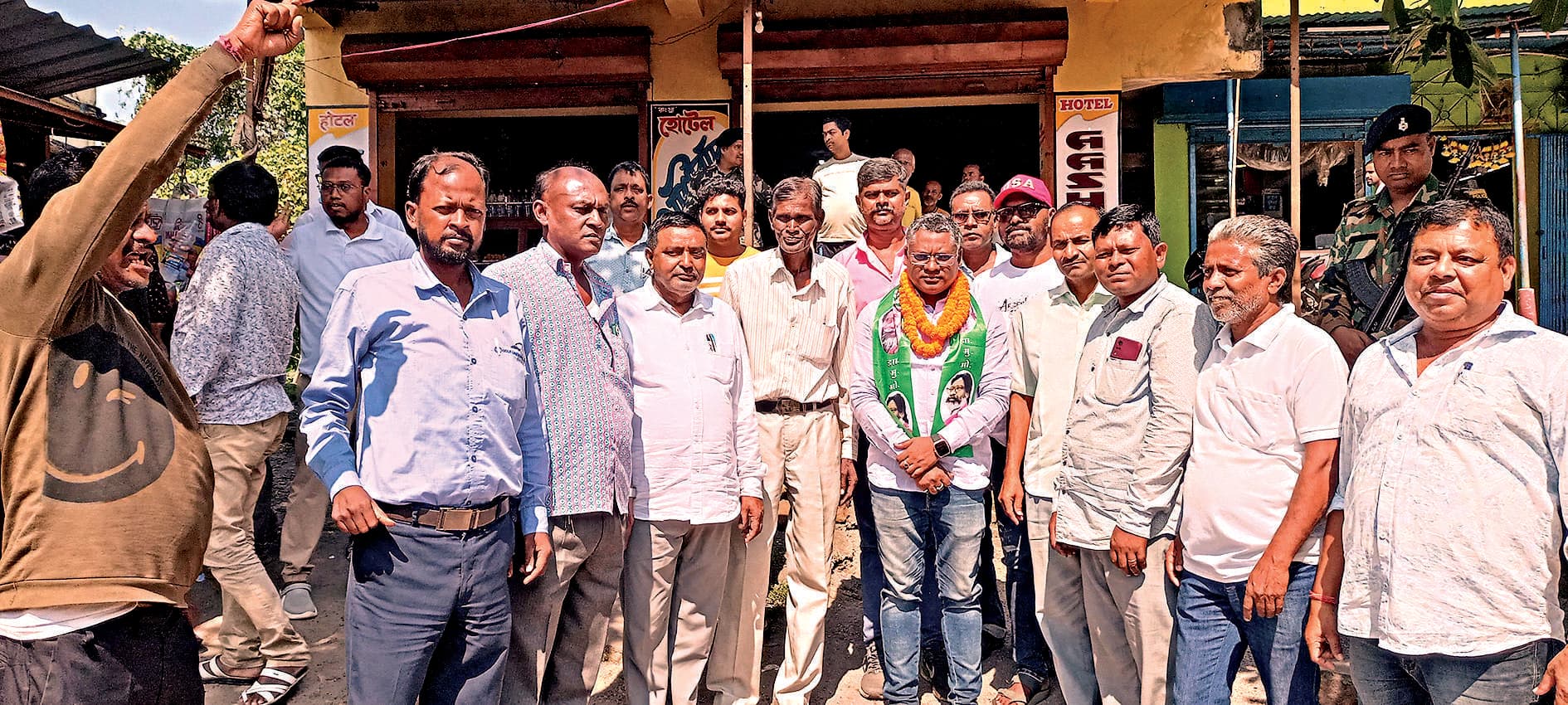 East Singhbhum News : यह चुनाव बाबा को श्रद्धांजलि देने का है, मेरी जीत पक्की - सोमेश