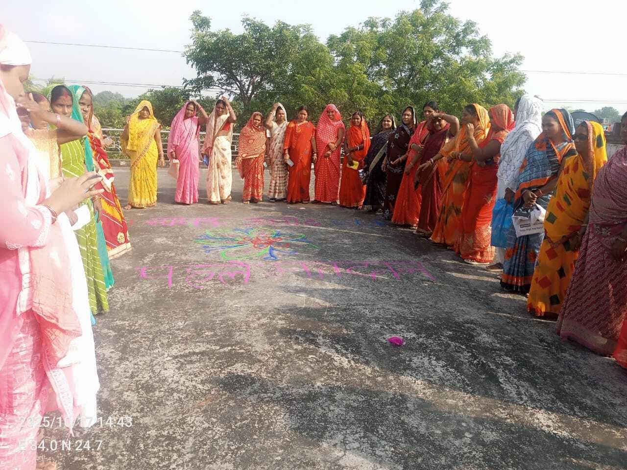 जीविका दीदियों ने चलाया मतदाता जागरूकता अभियान