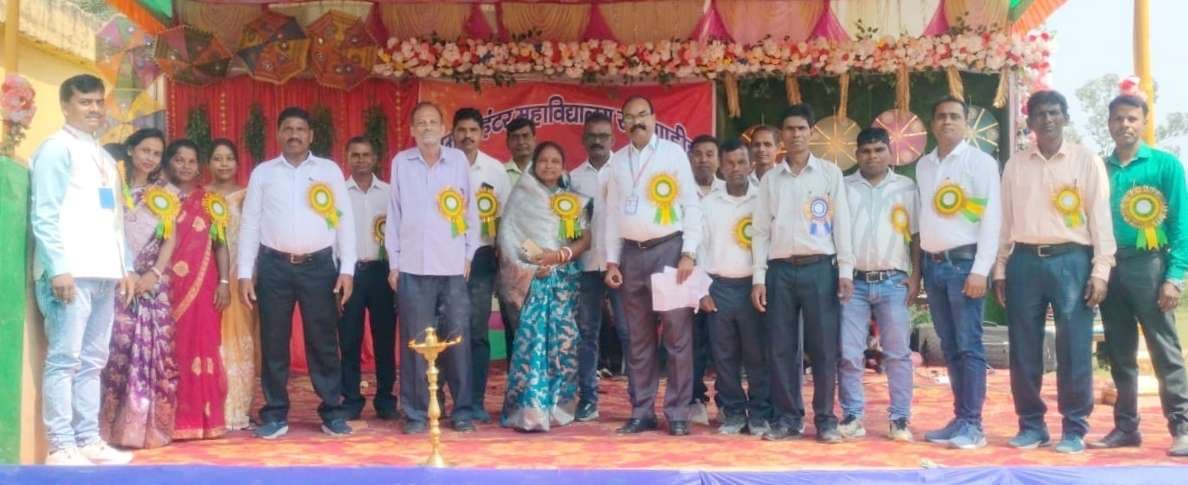 कॉलेज का मना स्थापना दिवस सह सम्मान समारोह